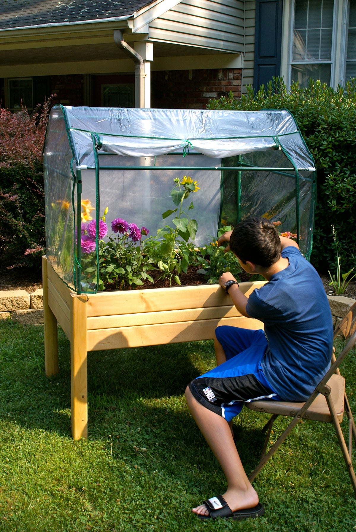 Eden™ 2'X3' Medium Planter