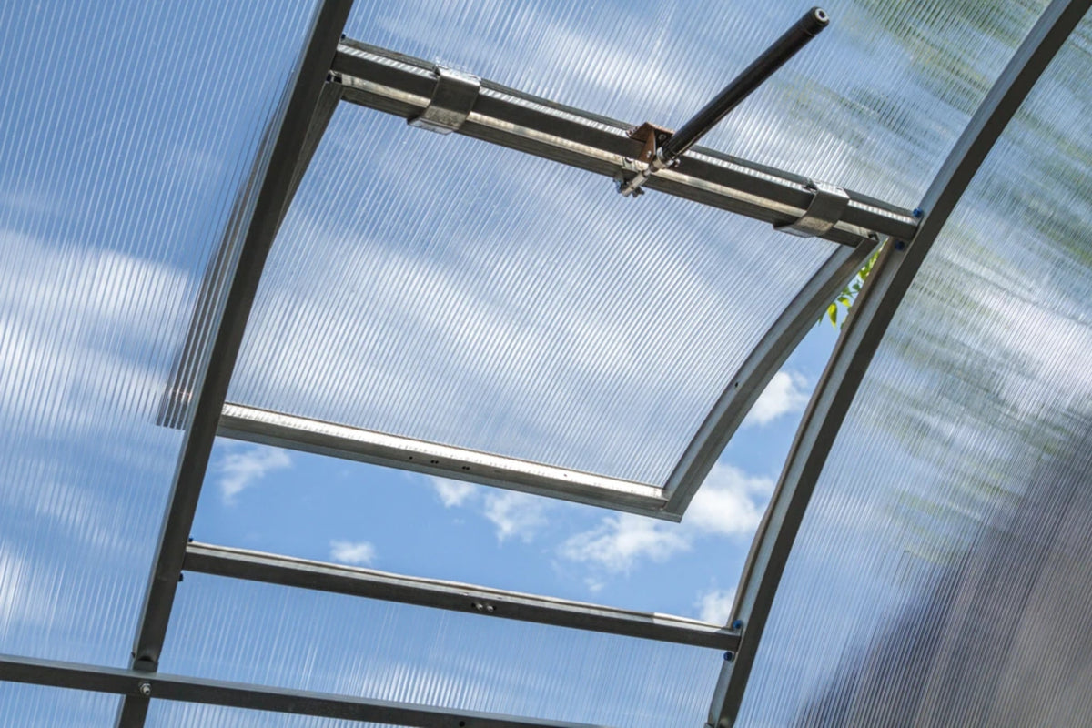 Sigma™ Manual Roof Vent Window